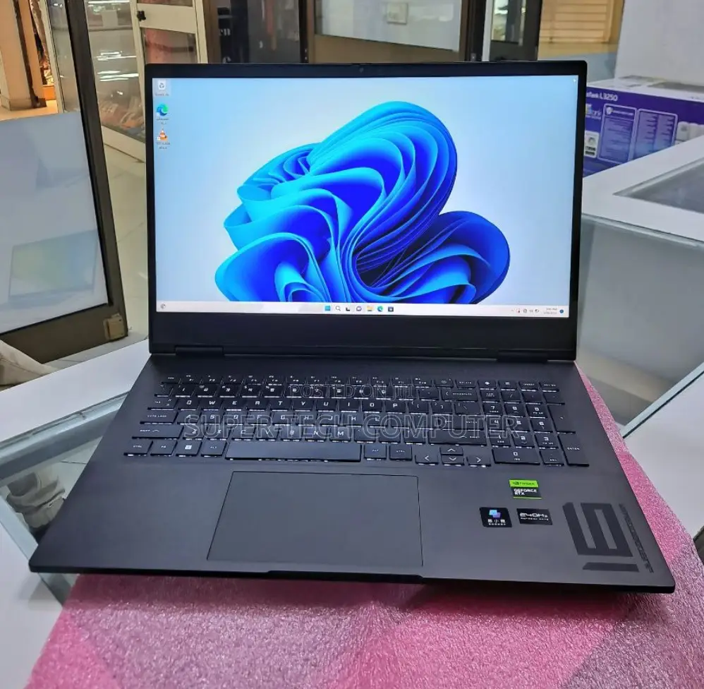 New Laptop HP Omen 16 16GB Intel Core I9 SSD 1T