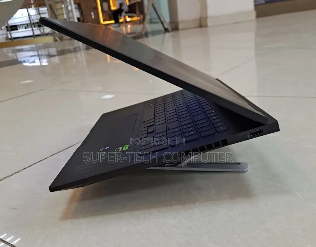 New Laptop HP Omen 16 16GB Intel Core I9 SSD 1T