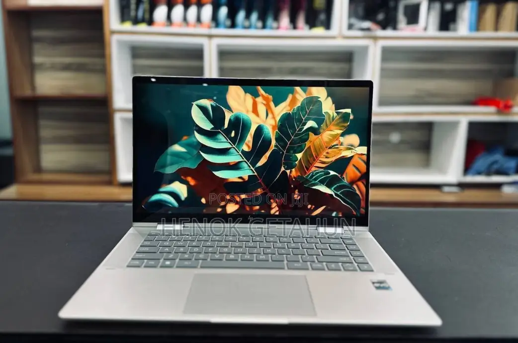 New Laptop HP Envy X360 16GB Intel Core I7 SSD 1T