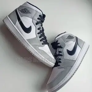 Photo - Air Jordan 1 High Master Quality Luxury Sneakers Shoes 