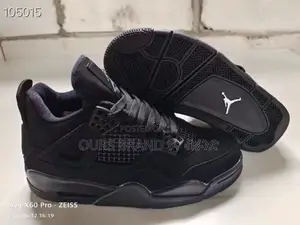 Photo - Air Jordan 4 Retro Black Cat High Master Quality Luxury Sho