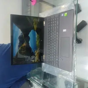 Photo - New Laptop HP Spectre 16GB Intel Core I7 SSD 512GB