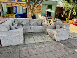 Sofa L Shape or Corner Sofa Made of Wooden Material