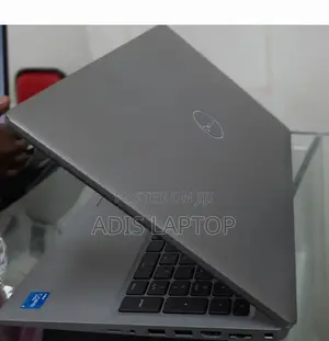 Photo - New Laptop Dell Latitude 5310 16GB Intel Core I5 SSD 512GB