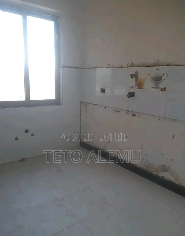 3bdrm Condo in የሚሸጥ 40/60 ቦሌ ቡልቡላ, Bole for sale