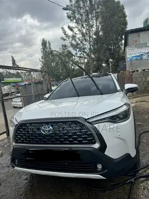 Toyota Corolla 2023 White