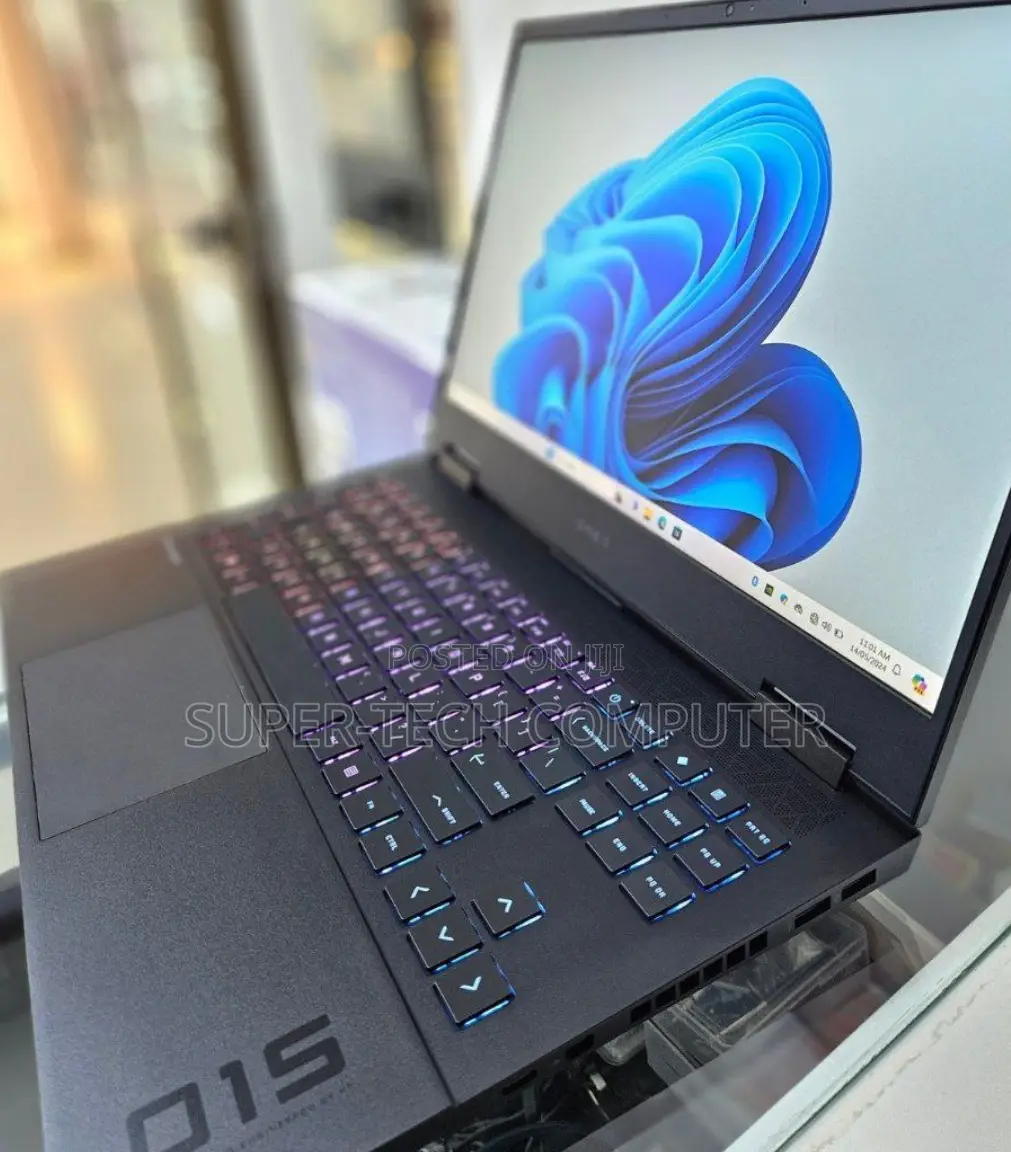 New Laptop HP Omen 15 16GB Intel Core I7 SSD 512GB