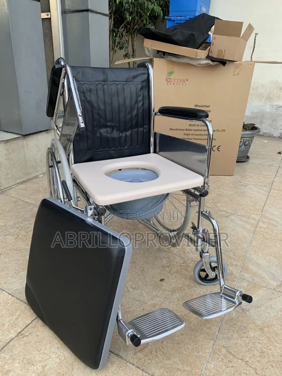 Wheelchair:*%Wheelchair%Commode%Wheelchair|Wheelchair|Toilet