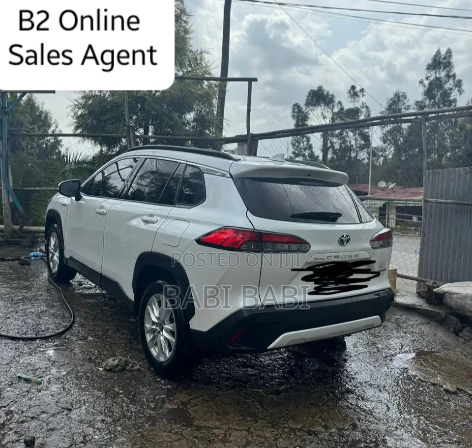 Toyota Corolla Cross 2023 White