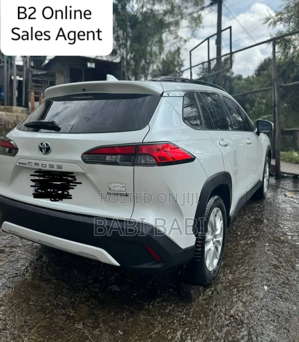Toyota Corolla Cross 2023 White