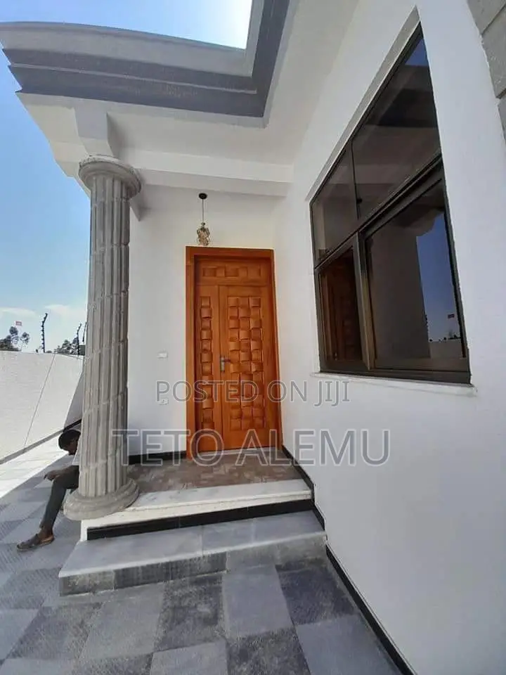 3bdrm House in የሚሸጥ ቪላ ሰማት አትሌቶች, Bole for sale