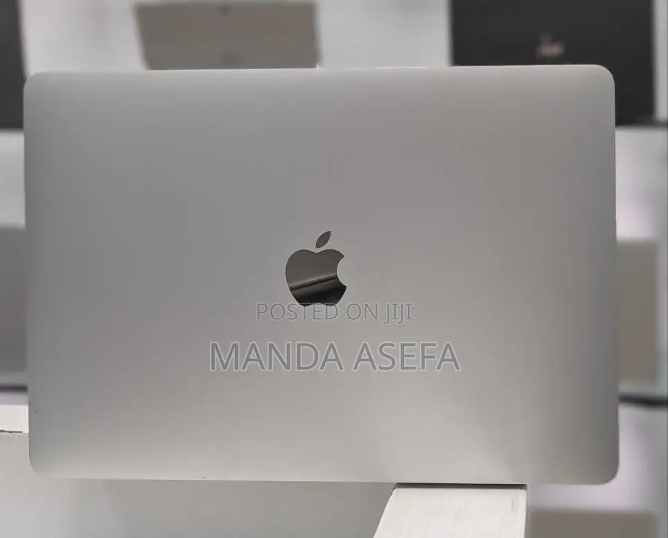 New Laptop Apple MacBook Pro 2018 16GB Intel Core I7 SSD 512GB