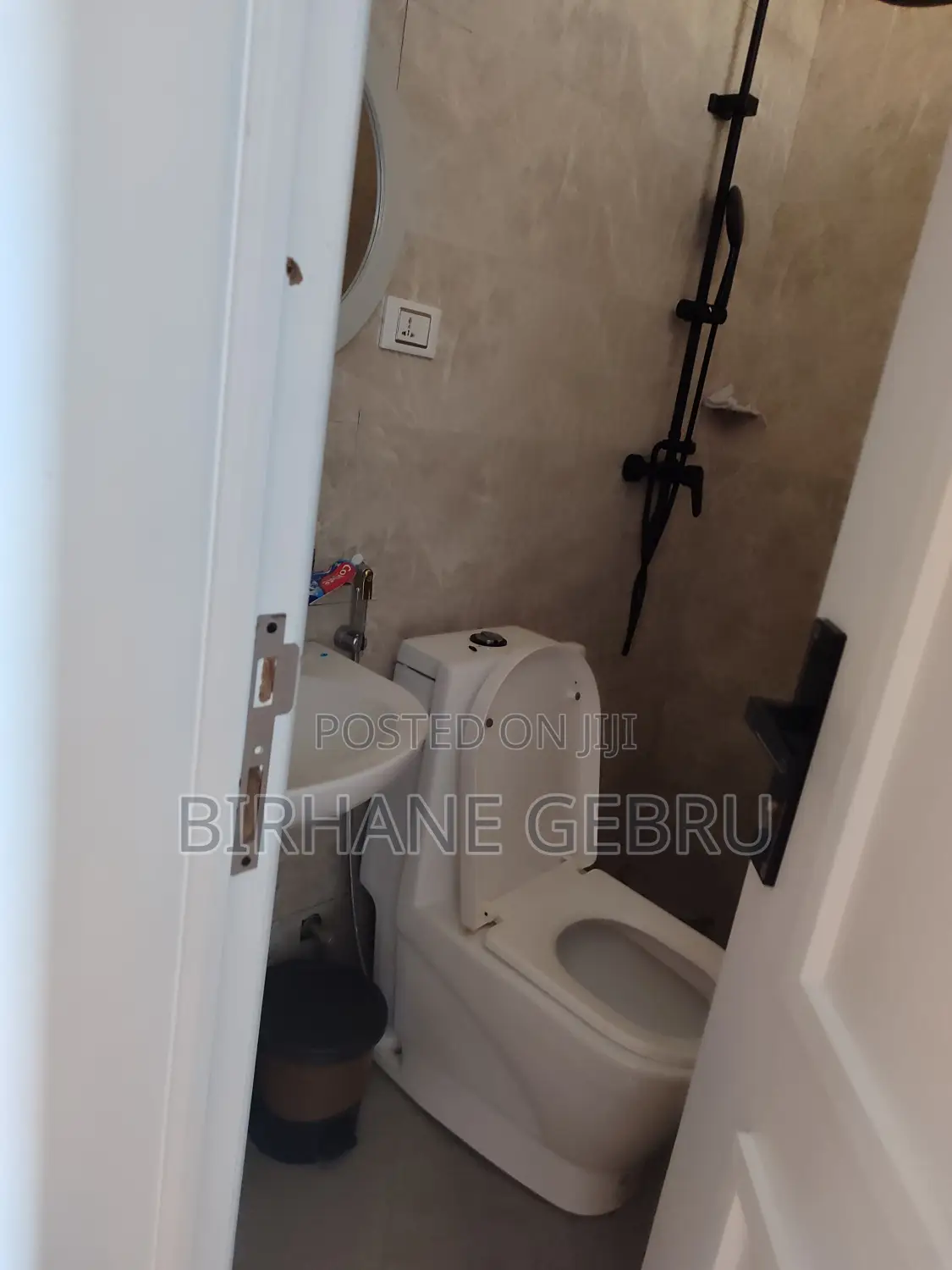 Furnished 2bdrm House in Apartiment, Bole for rent