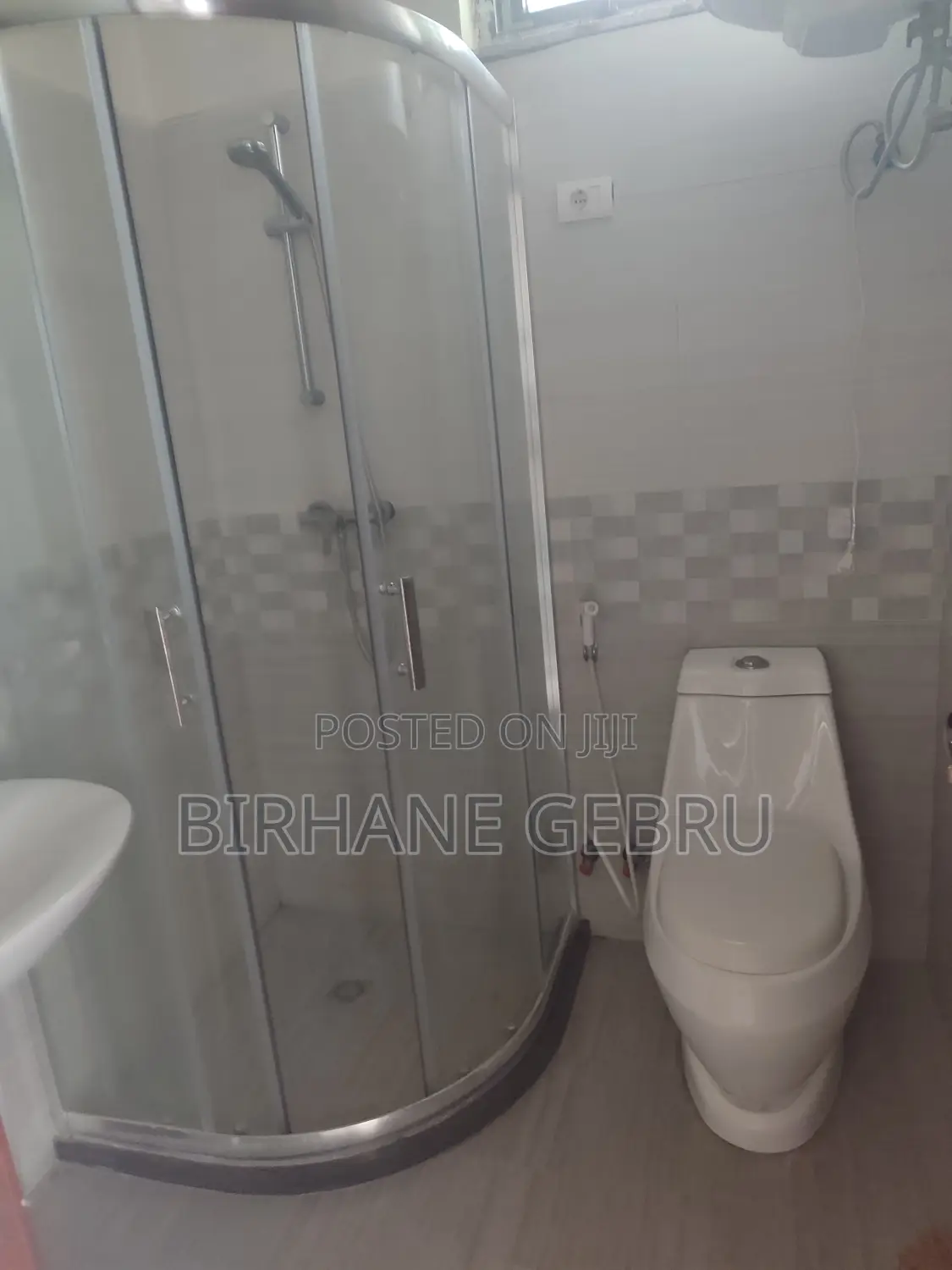 3bdrm House in Real State, Bole for rent