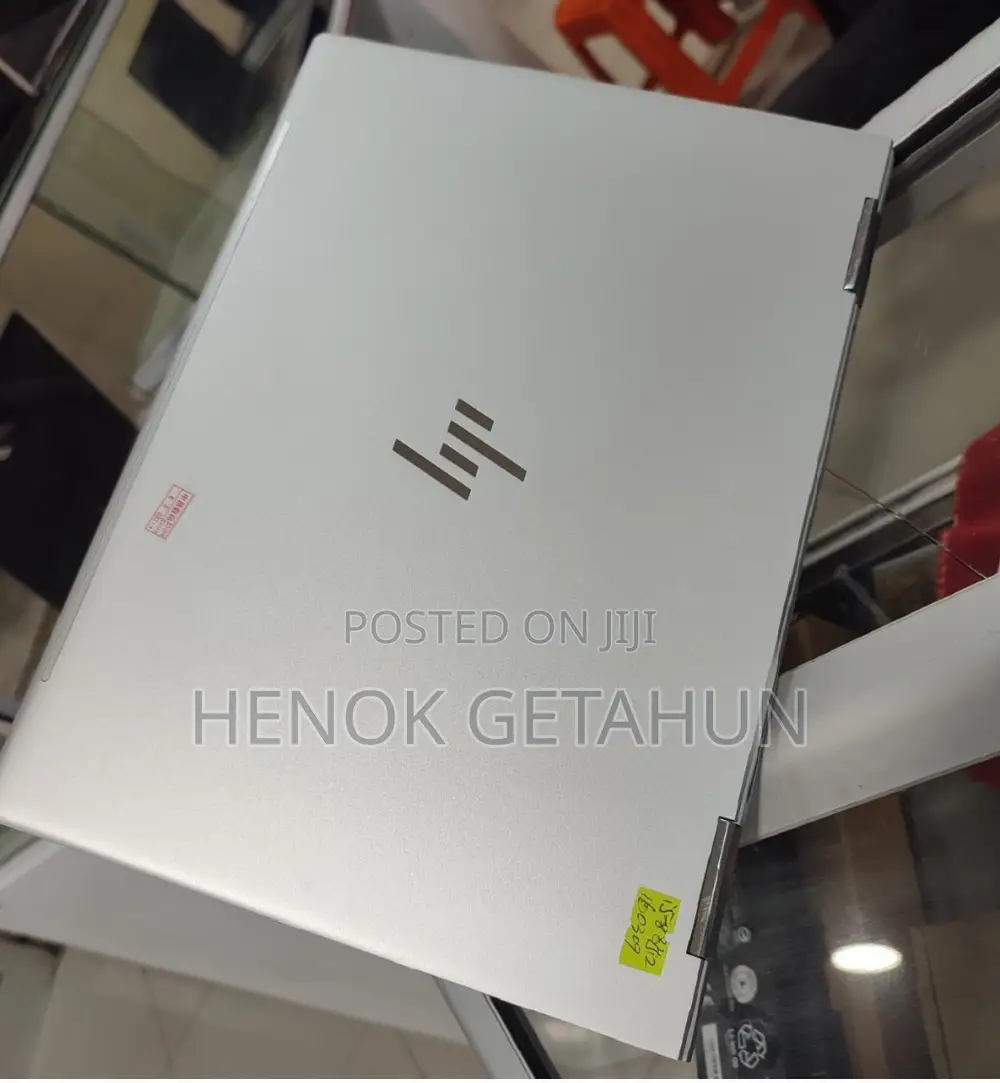 New Laptop HP Spectre 8GB Intel Core I5 SSD 512GB