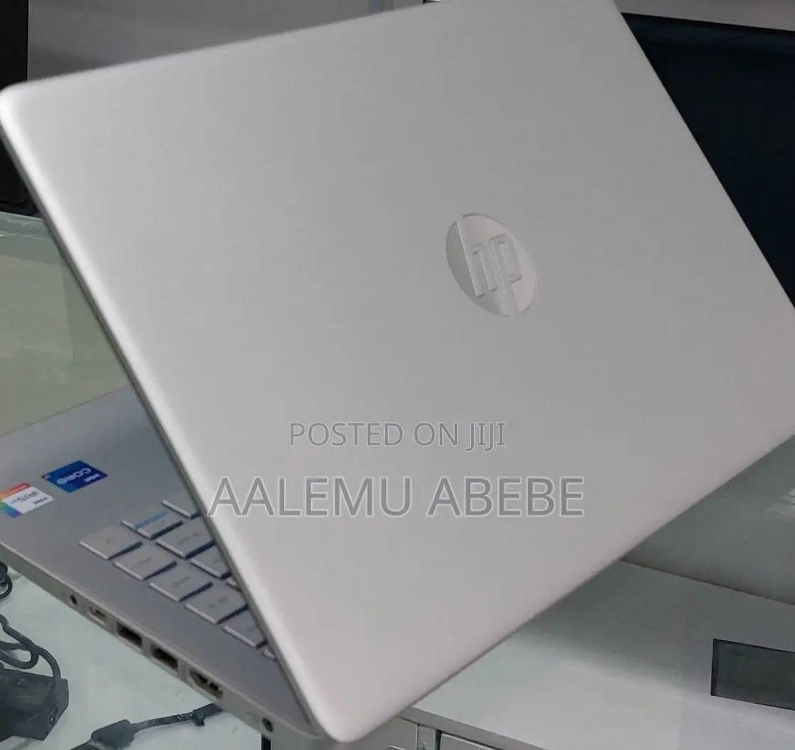 New Laptop HP Stream Notebook 8GB Intel Core I7 SSD 512GB