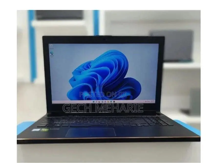 New Laptop Asus ROG ZEPHYRUS (GX501) 16GB Intel Core i7 SSD 256GB