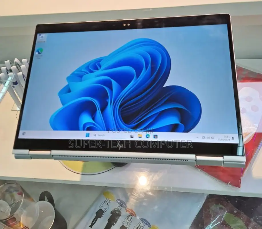 New Laptop HP EliteBook X360 1030 G3 8GB Intel Core I5 SSD 512GB