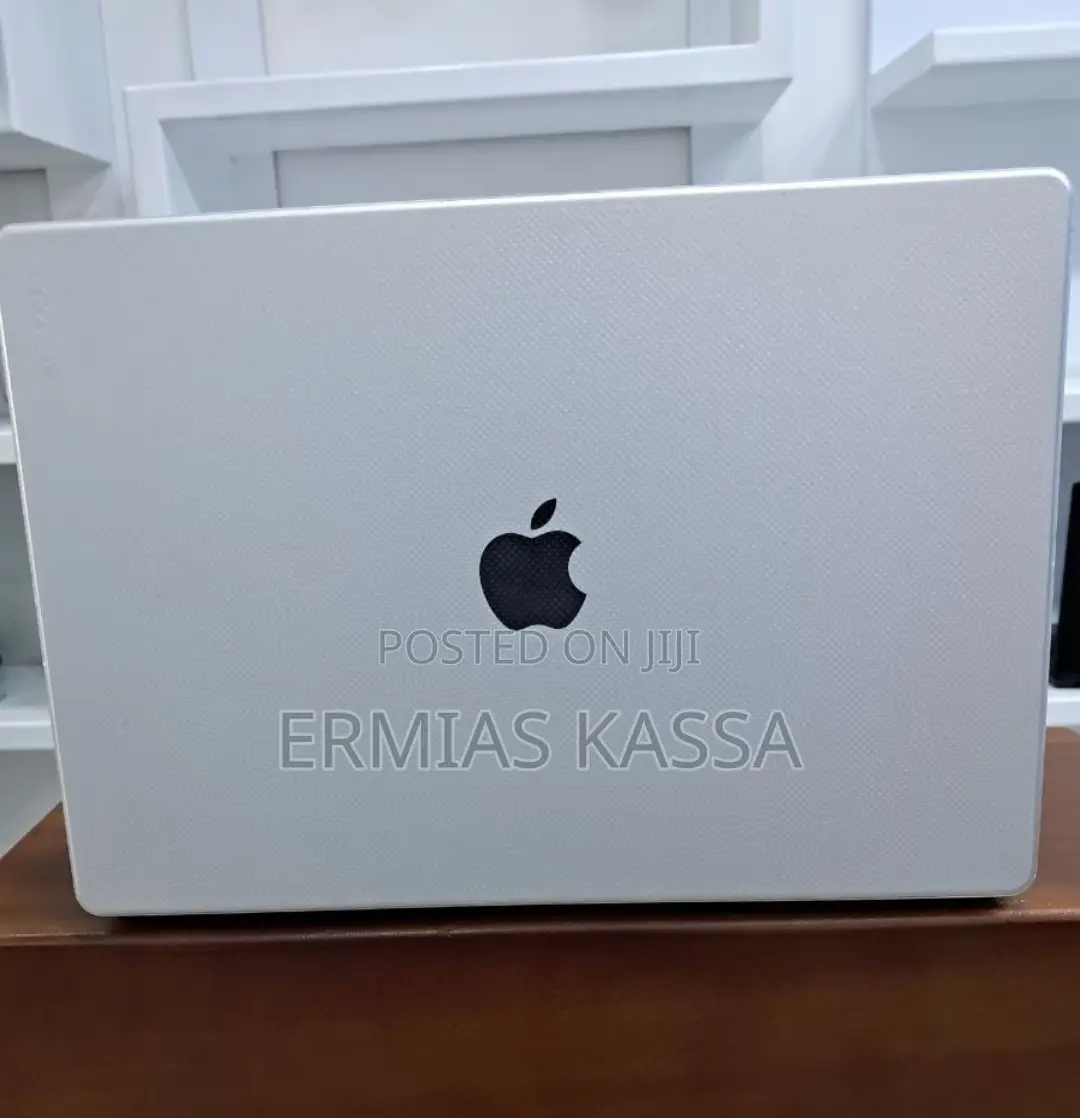 New Laptop Apple MacBook Pro 2023 M2 16-Inch 16GB Apple M2 SSD 1T