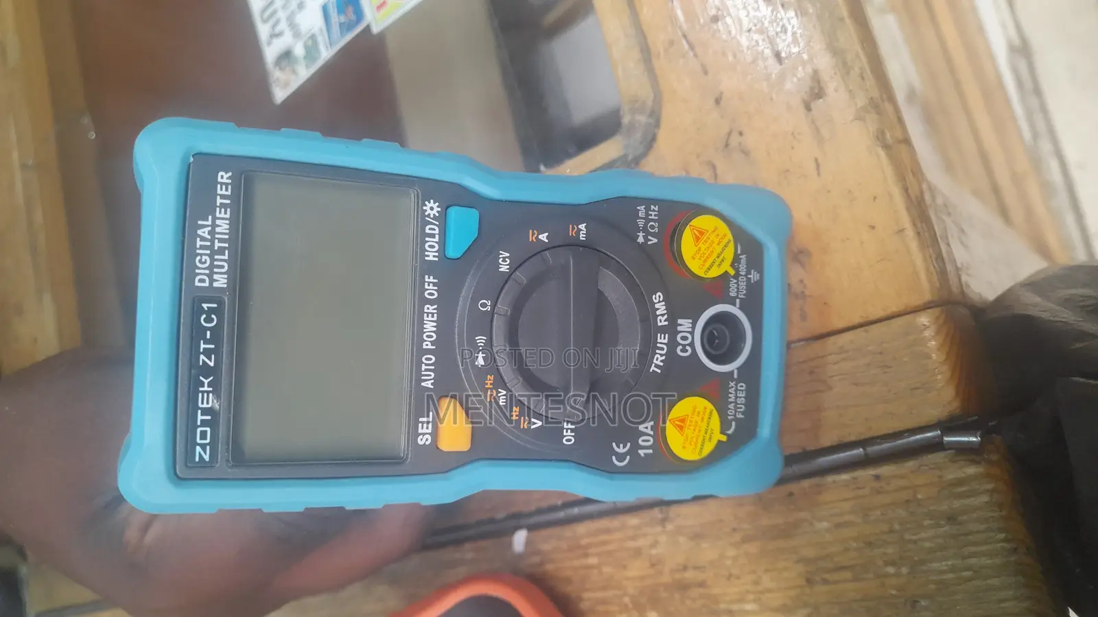 Zotek Digital Multimeter