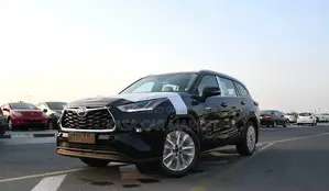 Photo - New Toyota Highlander Limited AWD 2023 Black