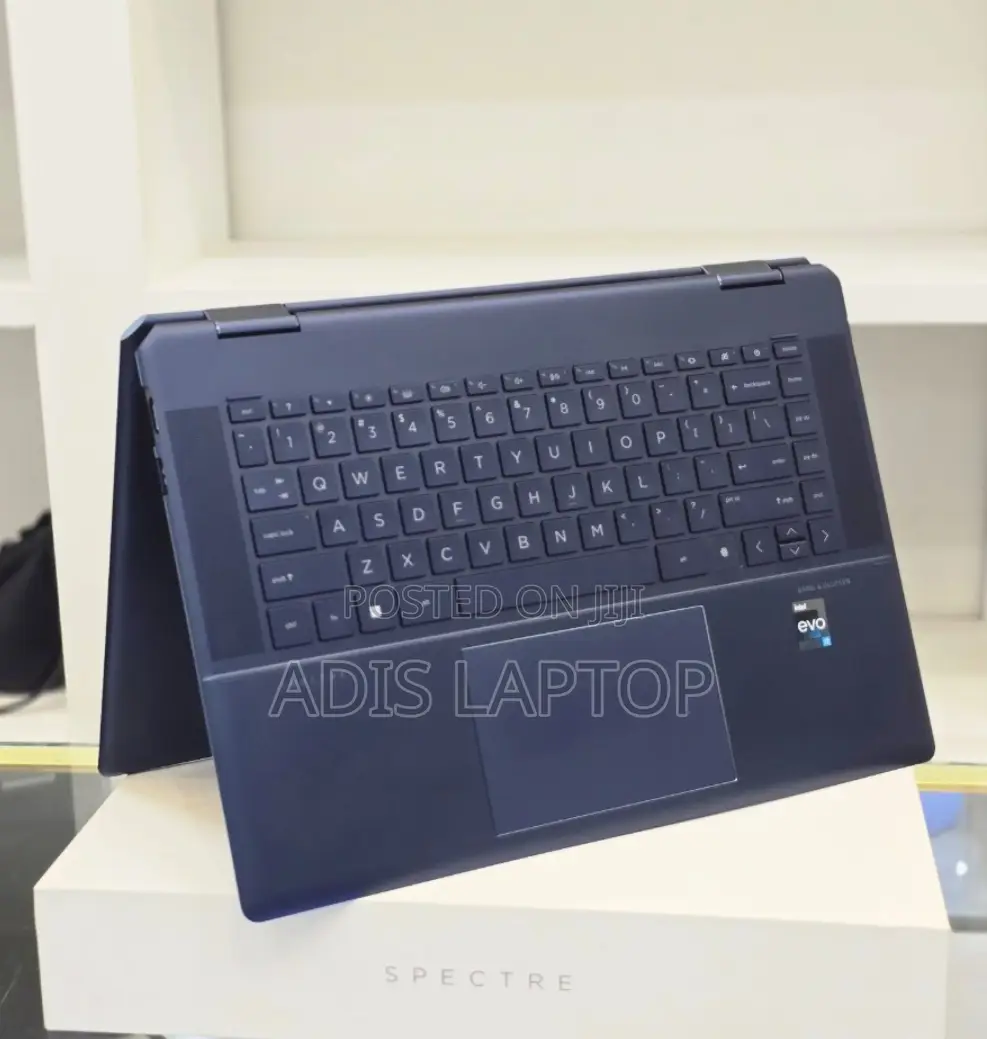 New Laptop HP Spectre 16GB Intel Core I7 SSD 1T