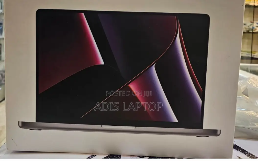 New Laptop Apple MacBook Pro 2022 M2 16GB Intel Core I5 SSD 512GB