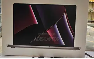 New Laptop Apple MacBook Pro 2022 M2 16GB Intel Core I5 SSD 512GB