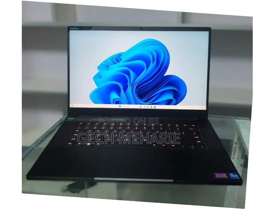 New Laptop Razer Blade 16GB Intel Core I7 SSD 1T