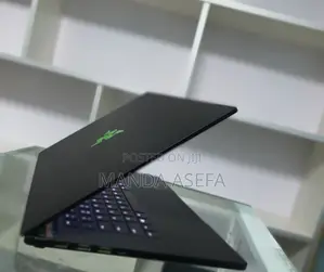 Photo - New Laptop Razer Blade 16GB Intel Core I7 SSD 1T