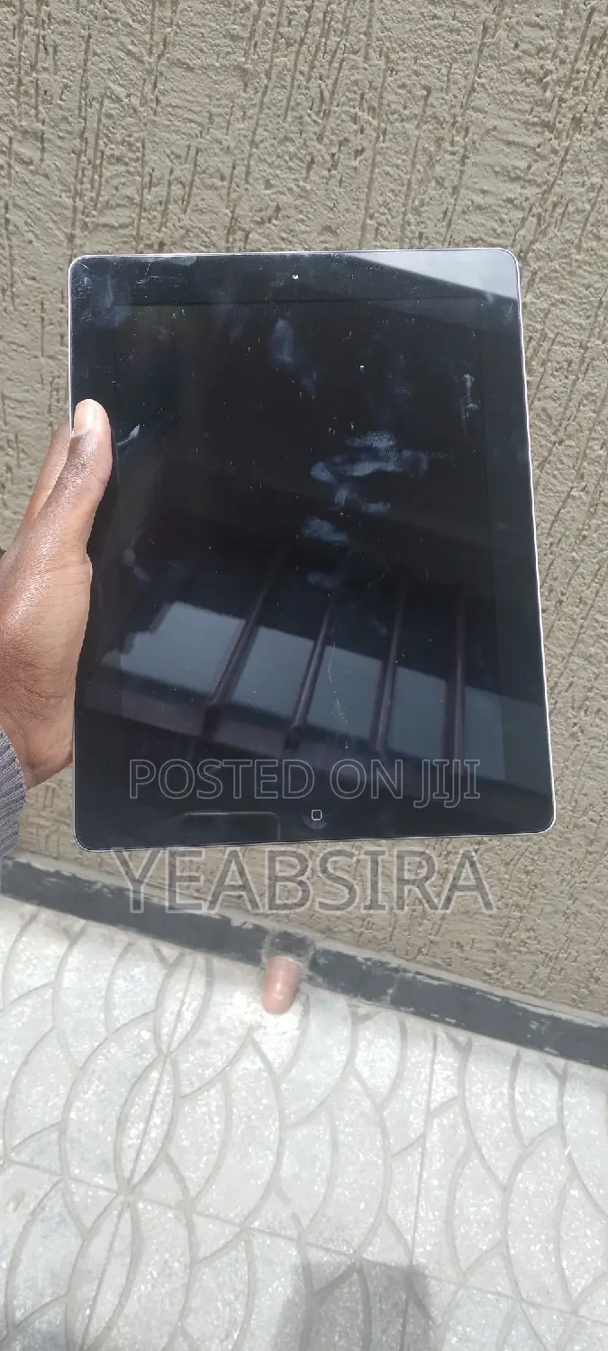 Apple iPad 3 Wi-Fi + Cellular 16 GB White