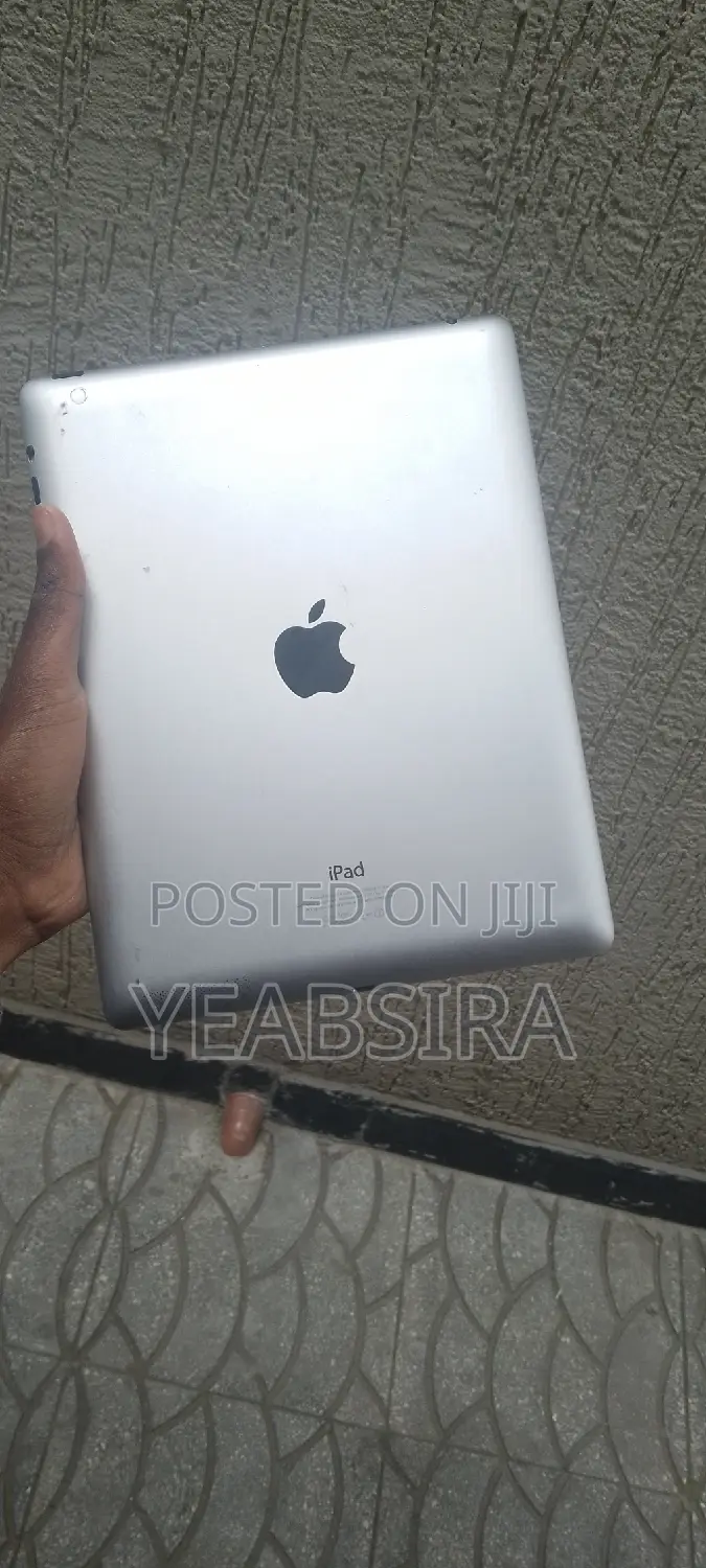 Apple iPad 3 Wi-Fi + Cellular 16 GB White