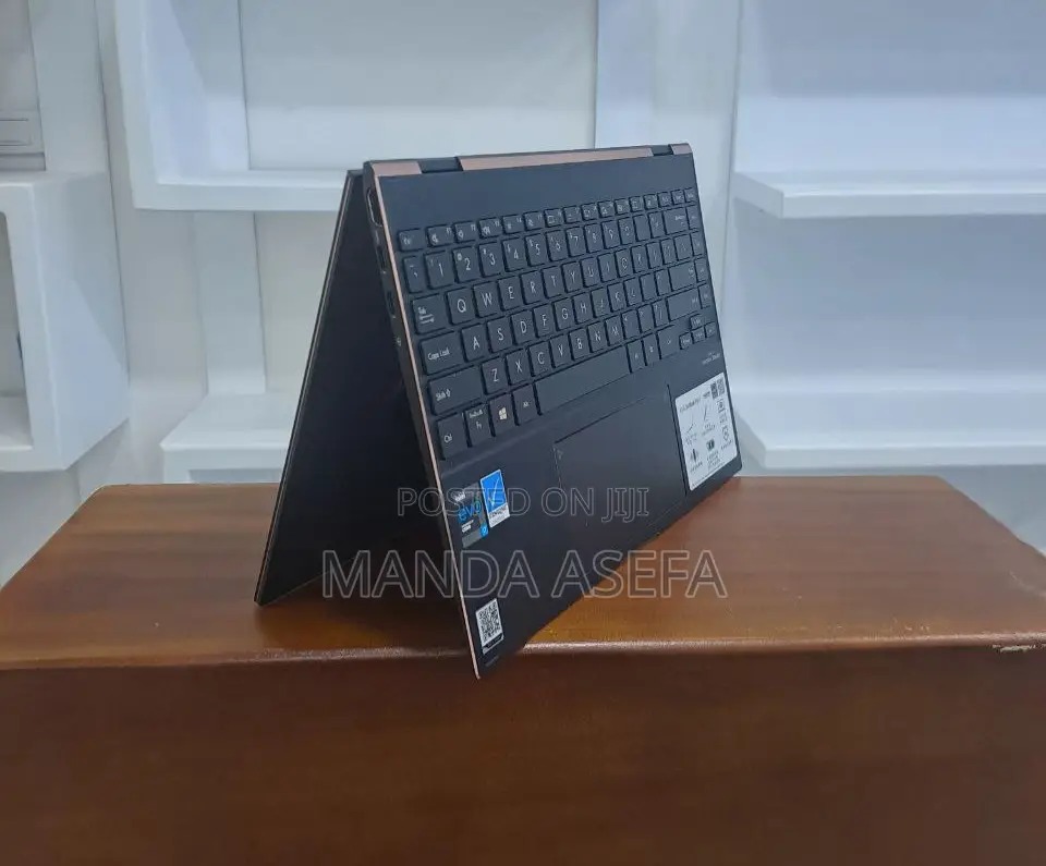 New Laptop Asus ZenBook Flip S UX370UA 16GB Intel Core I7 SSD 512GB