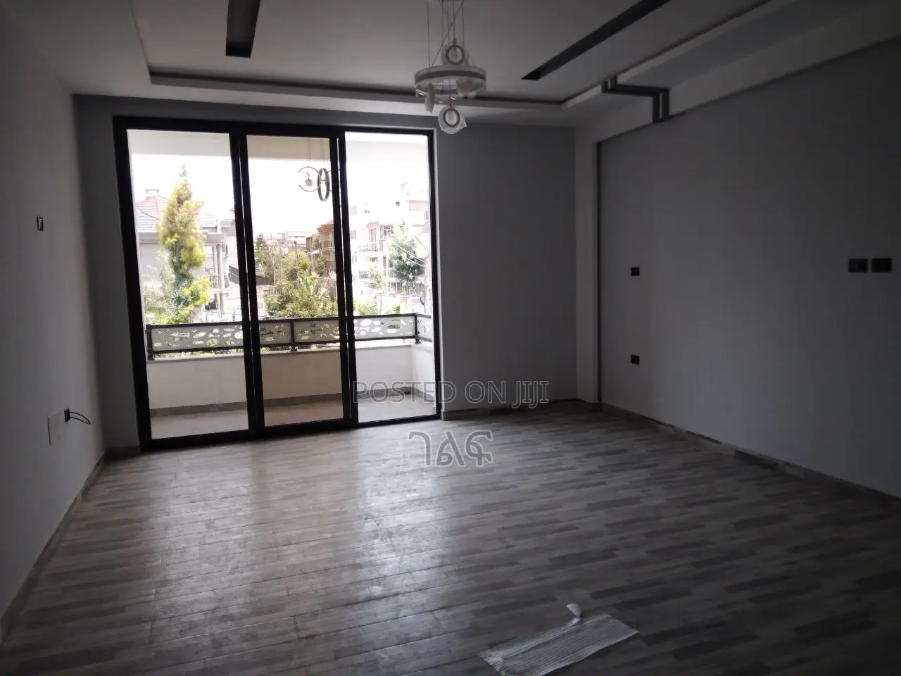 11bdrm House in የግል ቅንጡ መኖሪያ ቤት ሳሚት, Bole for sale