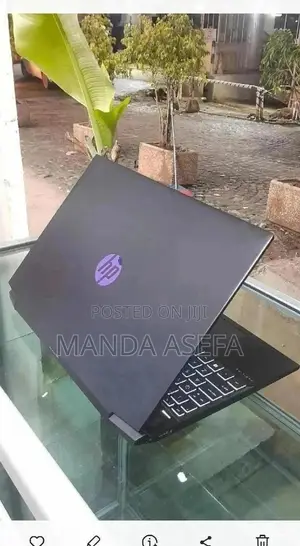 New Laptop HP Pavilion 15 8GB AMD Ryzen 5 SSD 512GB