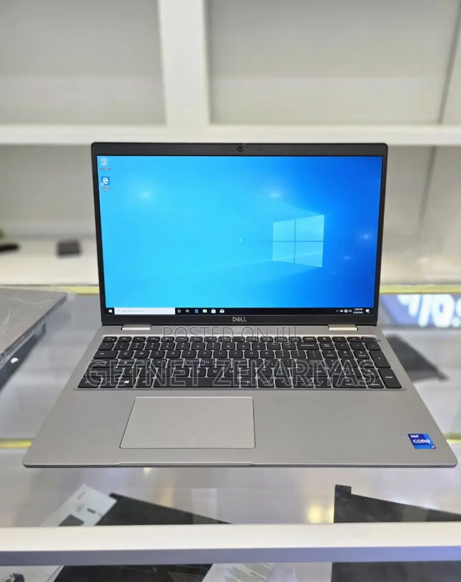 New Laptop Dell Precision 3561 16GB Intel Core I7 SSD 512GB