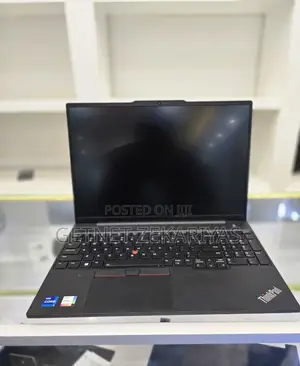 Photo - New Laptop Lenovo ThinkPad Yoga 16GB Intel Core I7 SSD 512GB