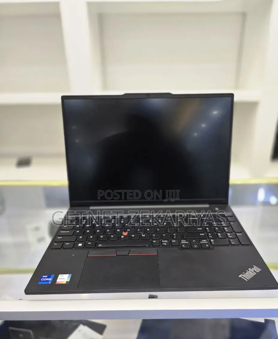 New Laptop Lenovo ThinkPad Yoga 16GB Intel Core I7 SSD 512GB