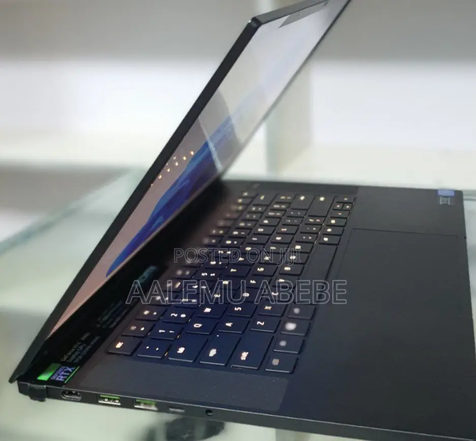 New Laptop Razer Blade 16GB Intel Core I7 SSD 1T
