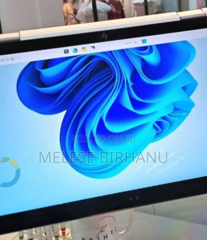 New Laptop HP Spectre 8GB Intel Core I5 SSD 512GB