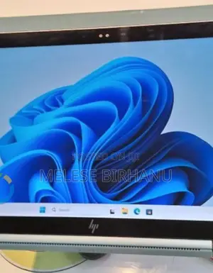 New Laptop HP Spectre 8GB Intel Core I5 SSD 512GB