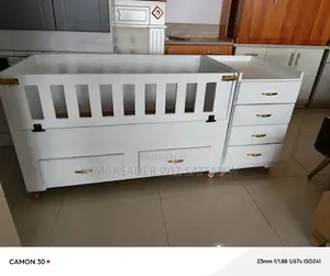 Photo - የልጅ አልጋ/Bede