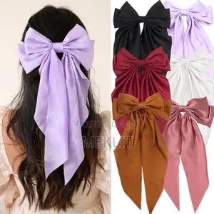 Photo - Hair Bows With Different Colors