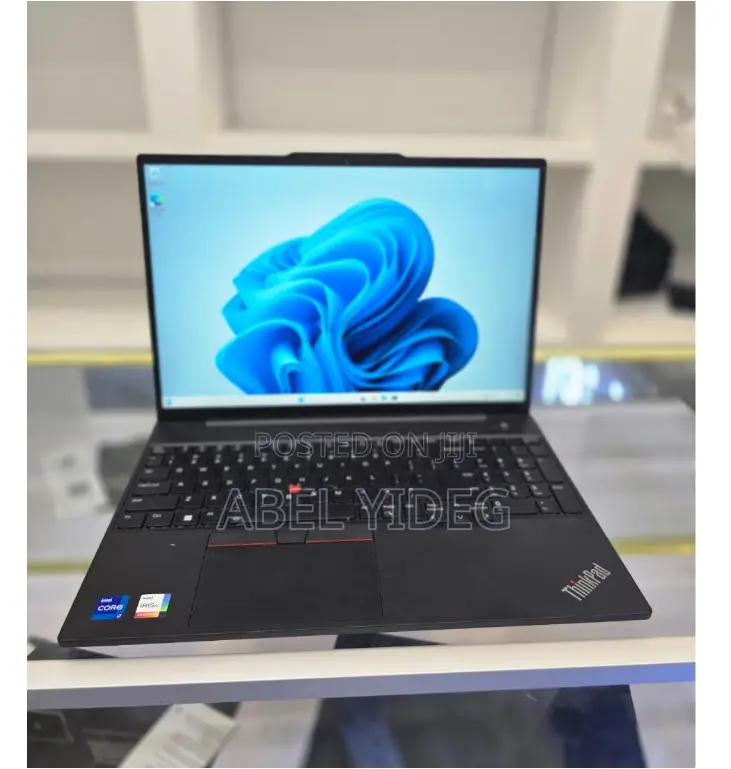 New Laptop Lenovo 16GB Intel Core I7 SSD 512GB