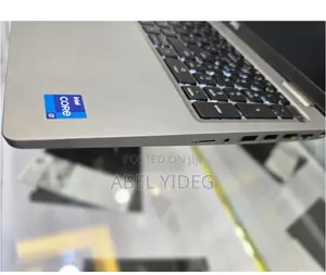 New Laptop Dell Precision 3561 16GB Intel Core I7 SSD 512GB