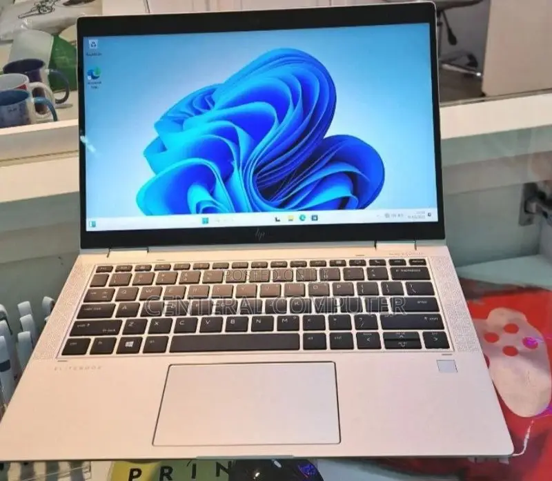 New Laptop HP EliteBook X360 1030 G3 8GB Intel Core I5 SSD 512GB