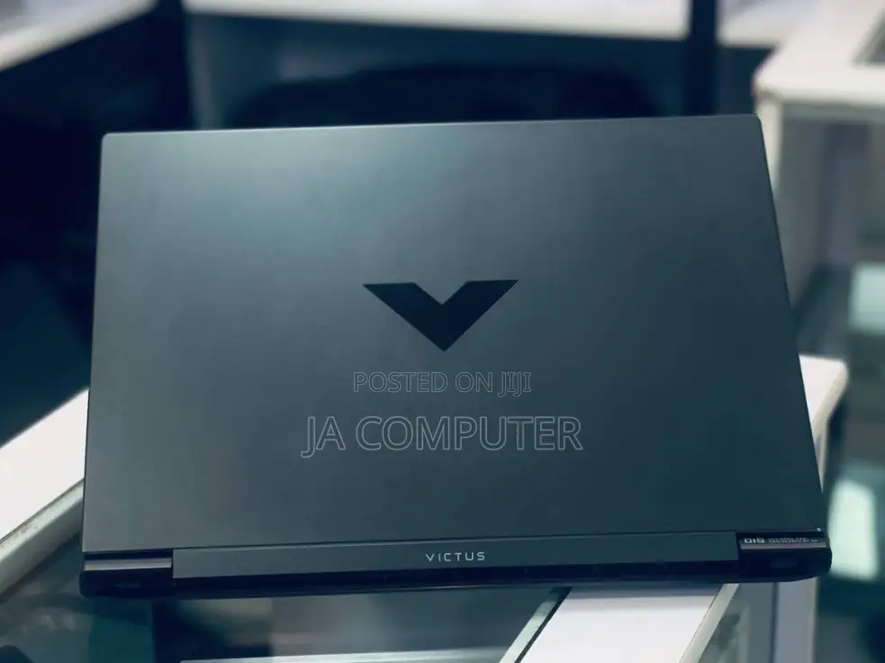 New Laptop HP Omen 16 16GB AMD Ryzen 5 SSD 1T