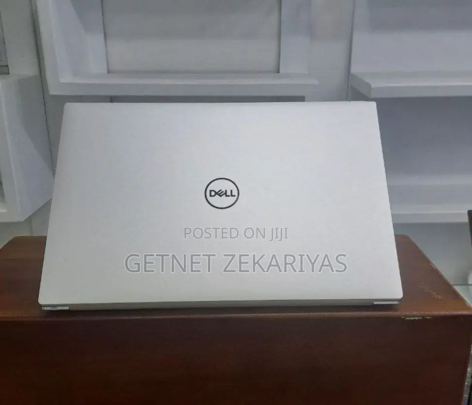 New Laptop Dell XPS 15 32GB Intel Core I9 SSD 1T
