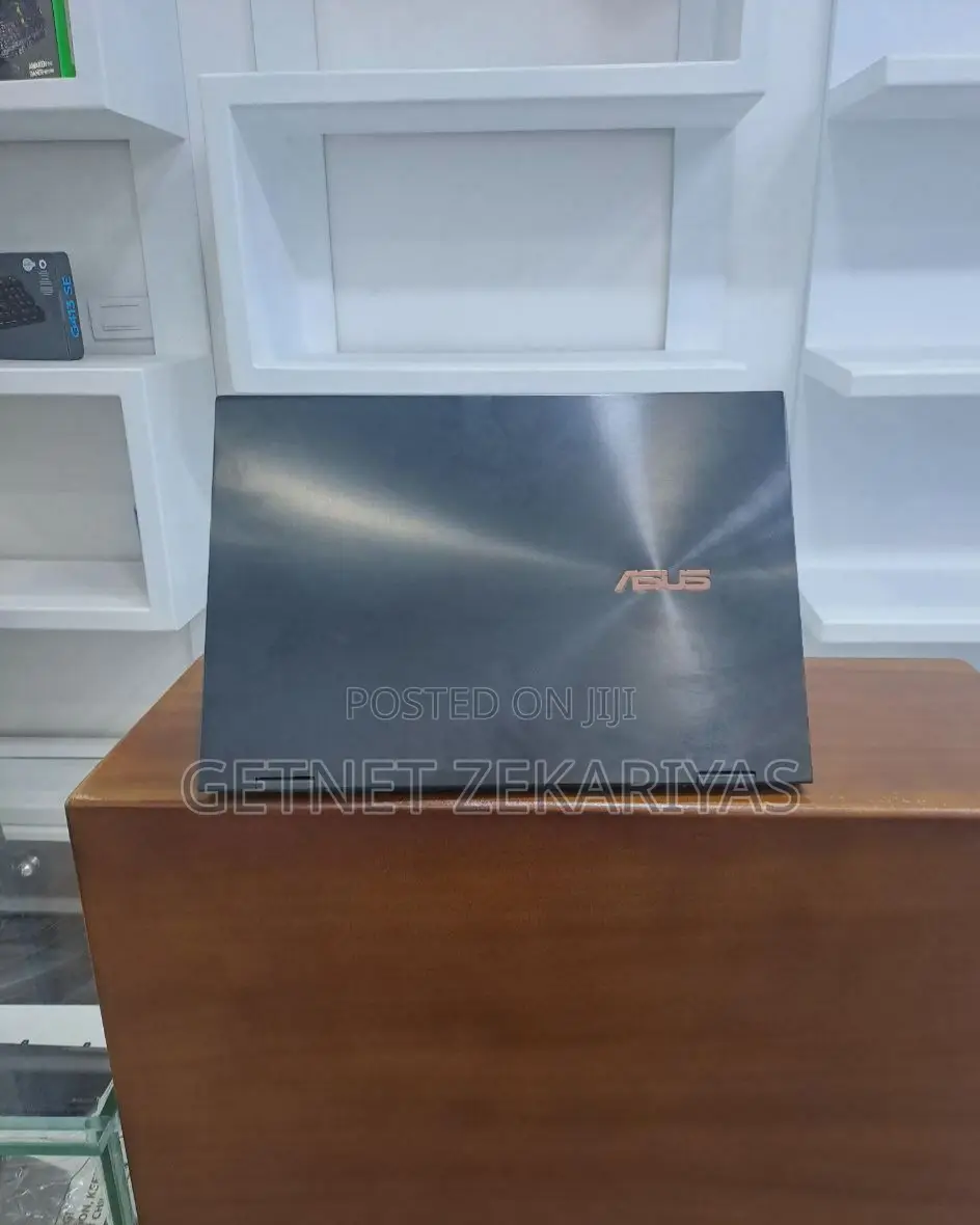 New Laptop Asus ZenBook Flip UX360CA 16GB Intel Core I7 SSD 512GB