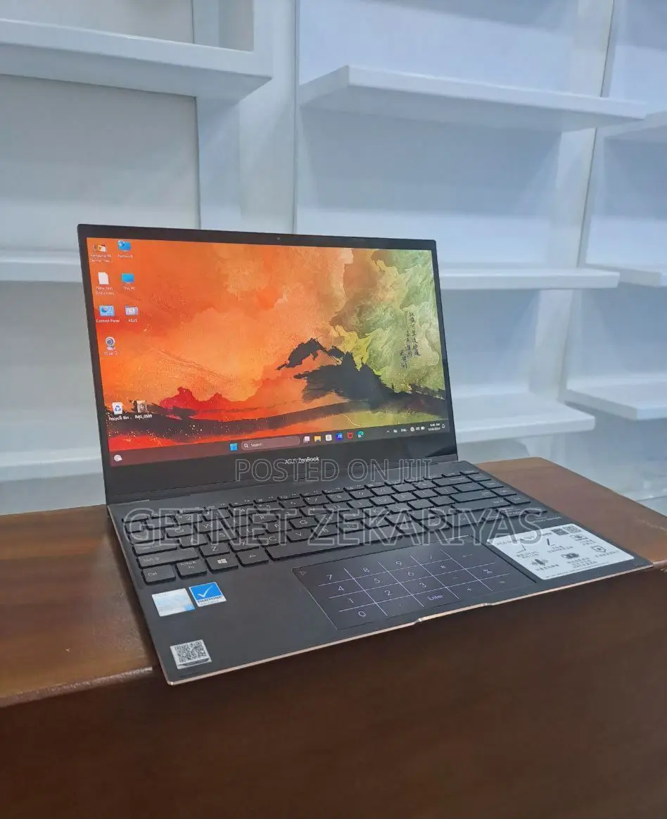 New Laptop Asus ZenBook Flip UX360CA 16GB Intel Core I7 SSD 512GB